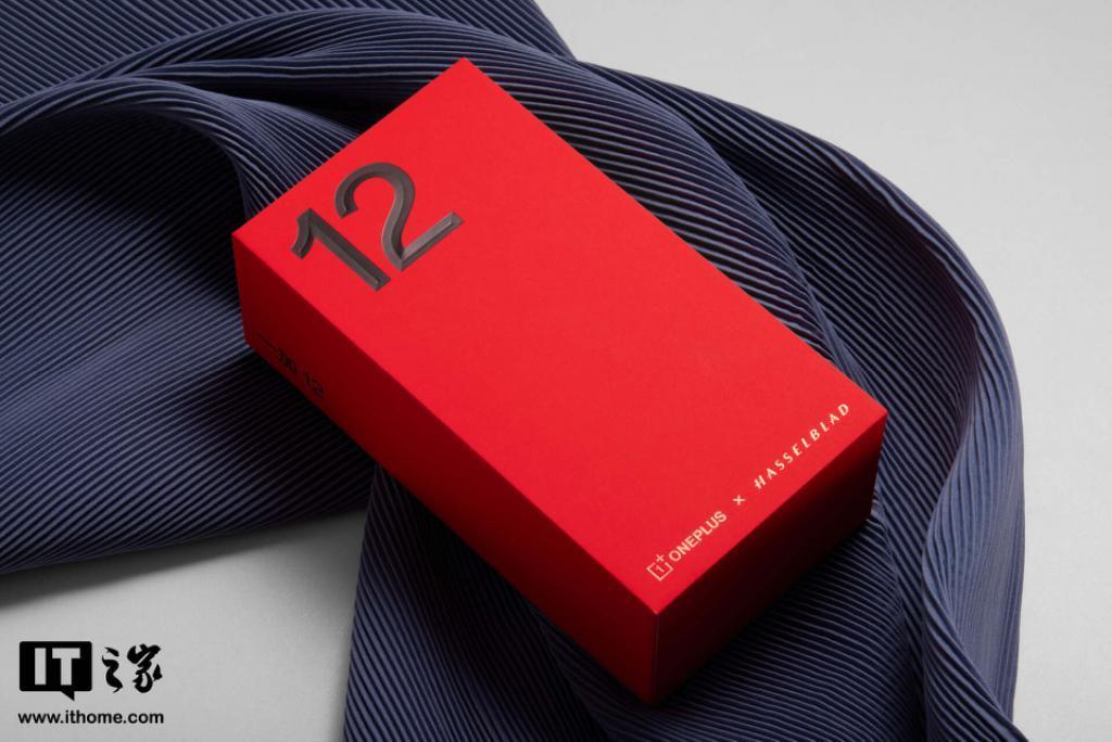 一加 12 深度体验：一款没有 Pro，却全面超越 Pro 的不将就旗舰