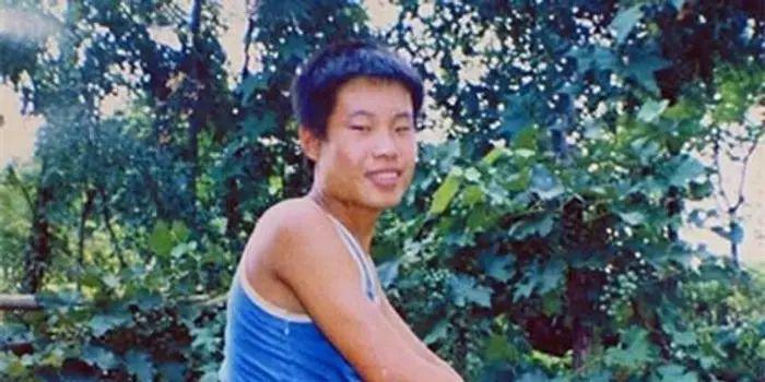 抱歉，他再也洗不白了