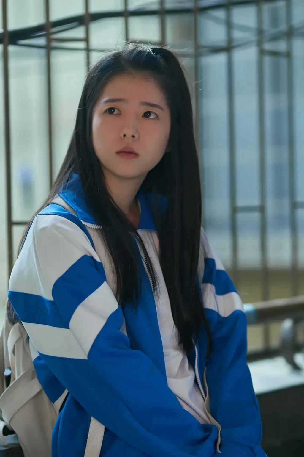 《一念关山》的女扮男装让这位新人出圈，戏外神似刘昊然