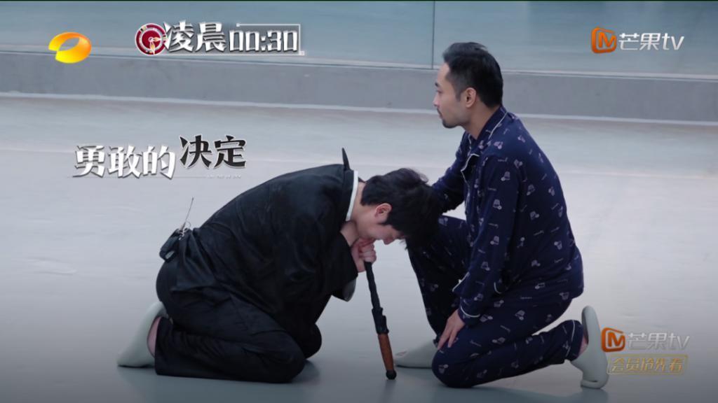 扇巴掌，酒瓶爆头…内娱打架！真爽，爱看