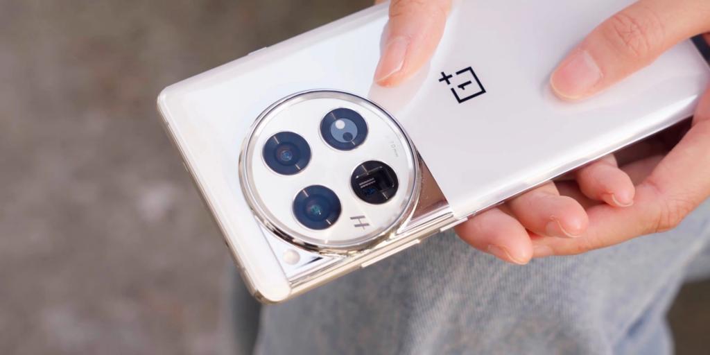 一加12终于发布了，这次它能重铸一加7 Pro荣光吗？