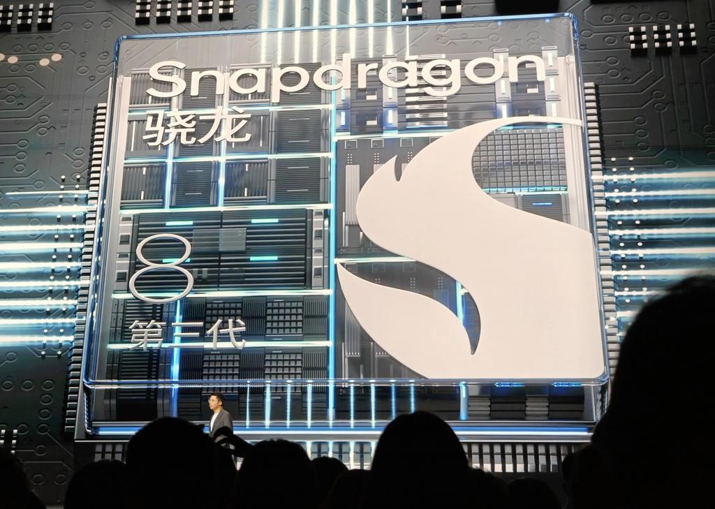 4299 元起！一加12“全面碾压”小米14 ？！