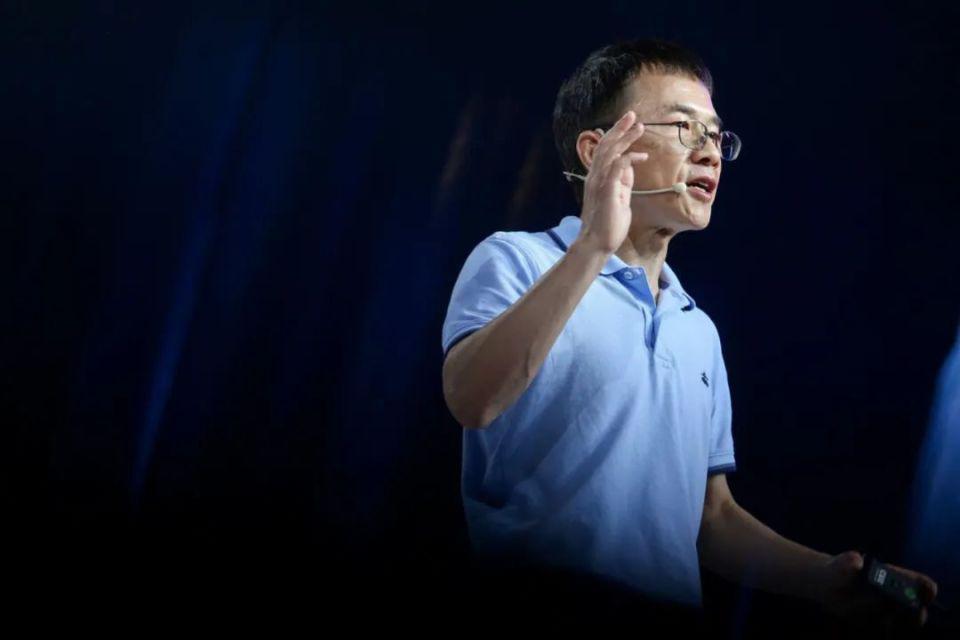 陆奇不创业这一年：不做“OpenAI”，但想投出“OpenAI”