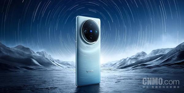 年底购机推荐！这四款新机配置几乎“无短板” 闭眼入