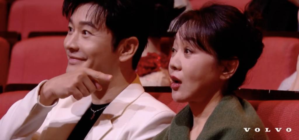 视界大会：第一排仅四位女演员，王栎鑫发言让人心酸