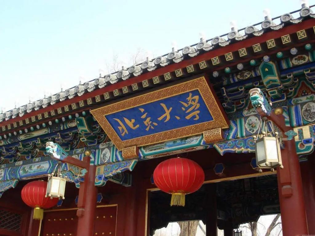 “北大寒门贵子”刘媛媛，终究是为自己的贪婪付出了代价