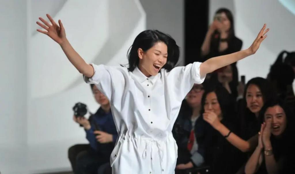 还记得吕燕吗？混血儿子长这么大了？