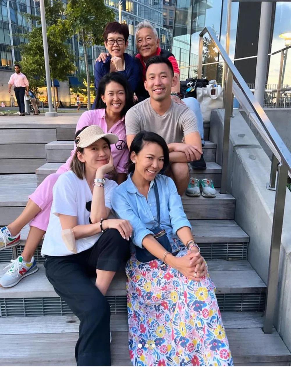 从娱乐圈嫁入豪门，她自称不是贵妇，离婚收获全网祝贺