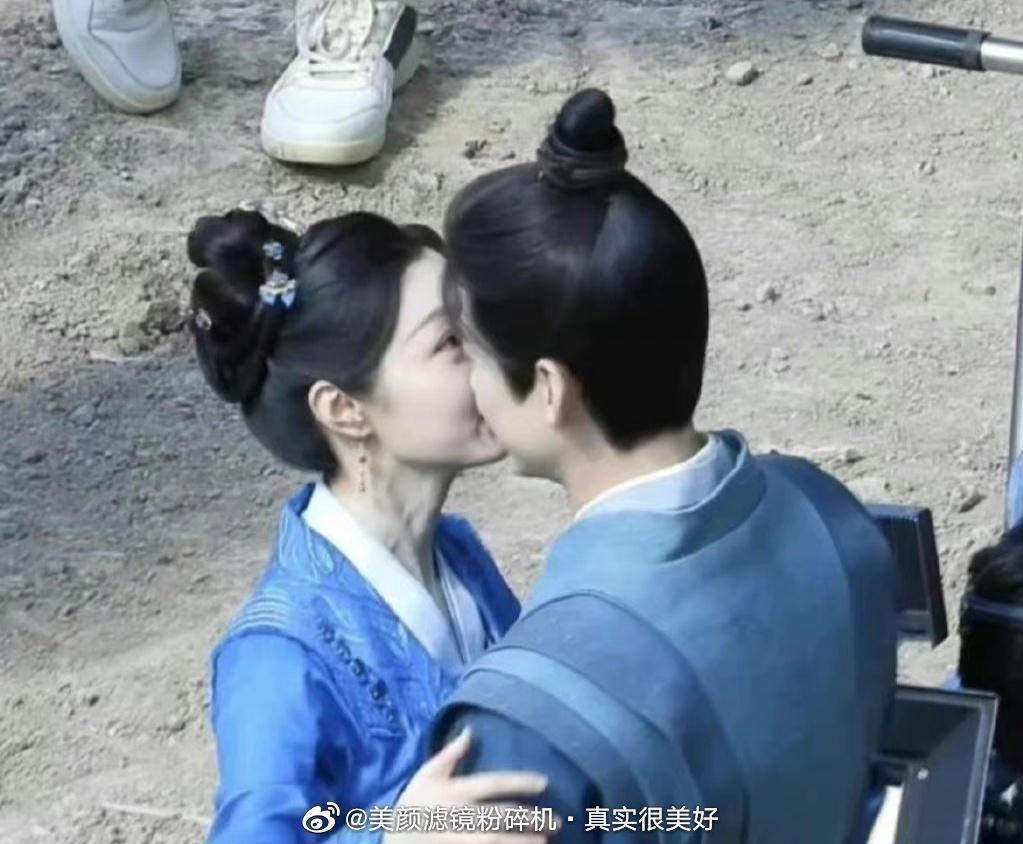 口碑崩了？？
