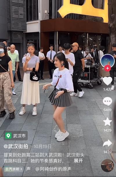 史上最成功主播，事业登顶时毫无征兆的消失，现在如何了？