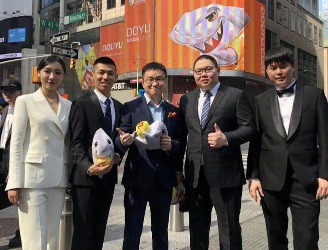 史上最成功主播，事业登顶时毫无征兆的消失，现在如何了？