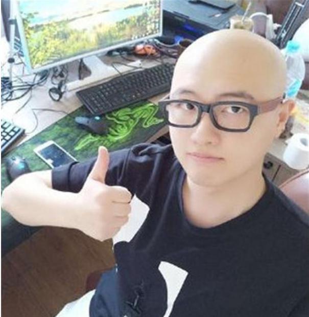 史上最成功主播，事业登顶时毫无征兆的消失，现在如何了？
