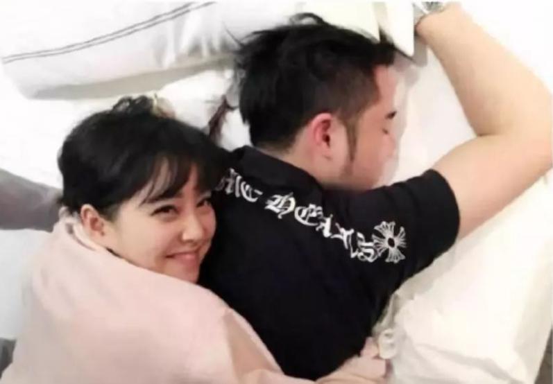 史上最成功主播，事业登顶时毫无征兆的消失，现在如何了？