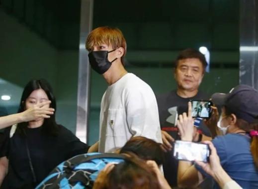 炎亚纶偷拍案将于月底开庭，全程采用不公开审理