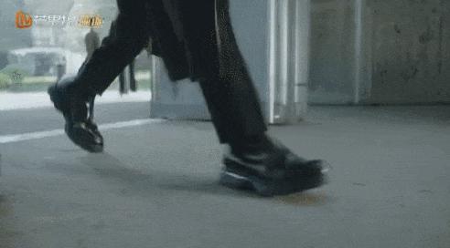 氛围感炸裂，内娱又输了