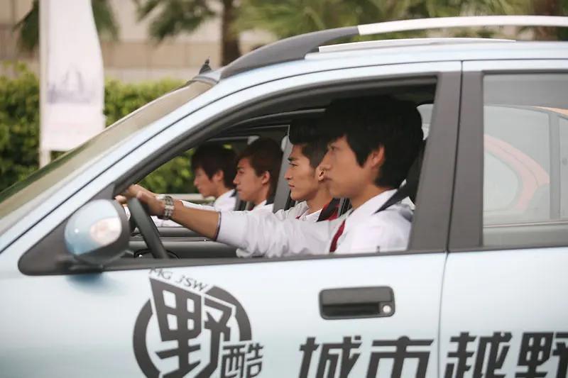 氛围感炸裂，内娱又输了