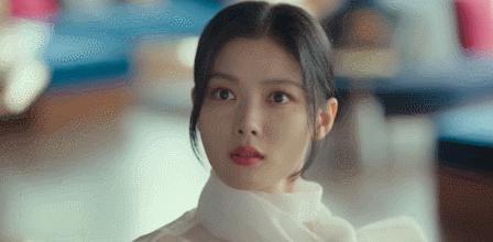 氛围感炸裂，内娱又输了