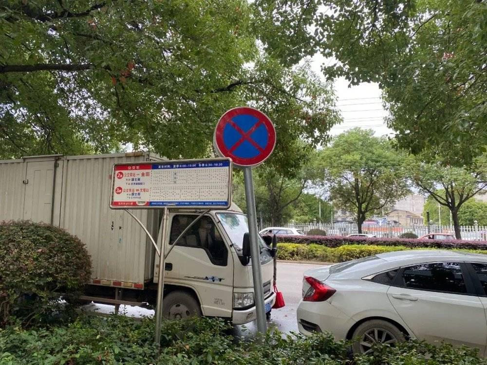 县城公交挣扎在消亡前夜