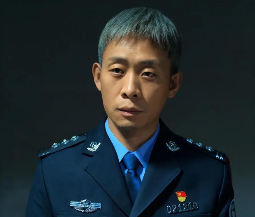 张译对比王骁，老天赏饭吃与科班演技，差距一目了然