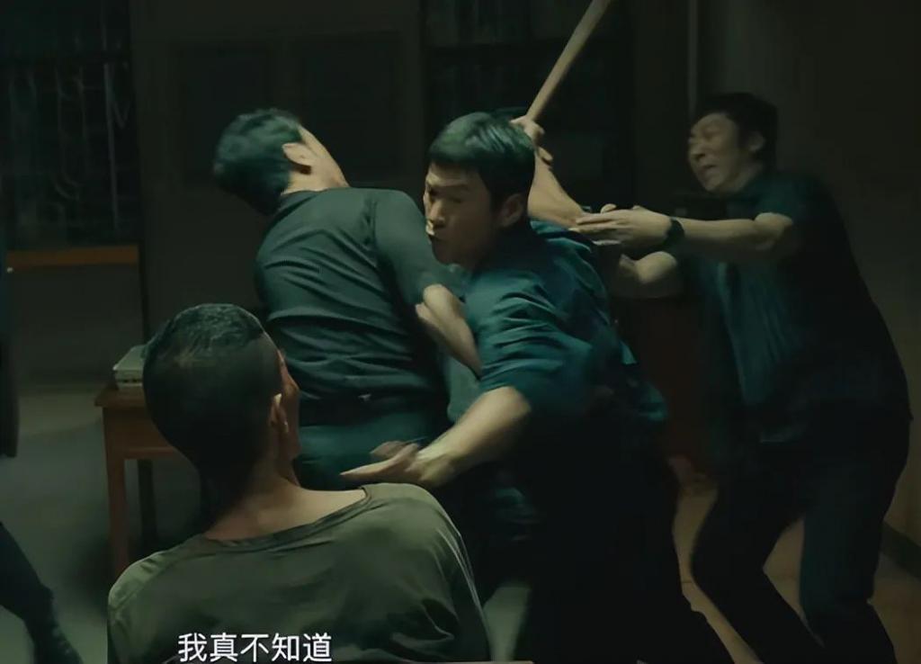 张译对比王骁，老天赏饭吃与科班演技，差距一目了然
