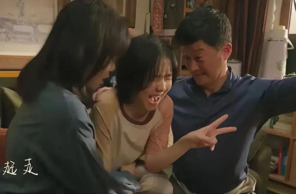 看了《再见，李可乐》，发现演技不能比较，优劣一目了然