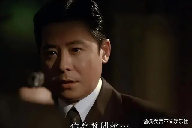 57岁演员三代定居美国,高调炫耀奢华生活,网友沉默了