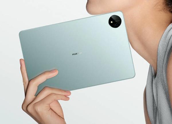 华为首款卫星平板MatePad Pro 11今晚开售 4199元起