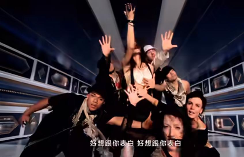 吊起来打都不过分！