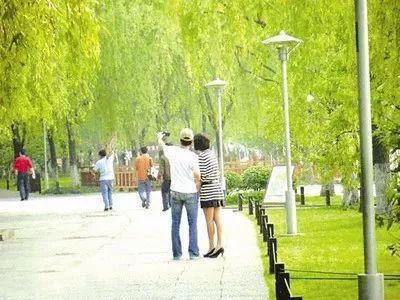 这俩人口碑也大翻转了？