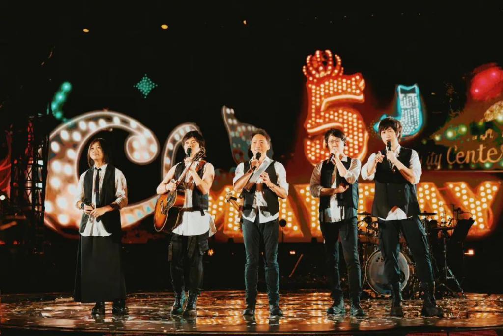 台娱力挺五月天，新裤子捅炸马蜂窝，张楚一句话教做人