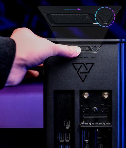 迷你电竞主机，追求性能的同时也能充分利用空间