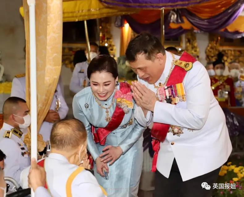 泰王室流亡二王子归国和泰王出席活动，王位钦定他了？！
