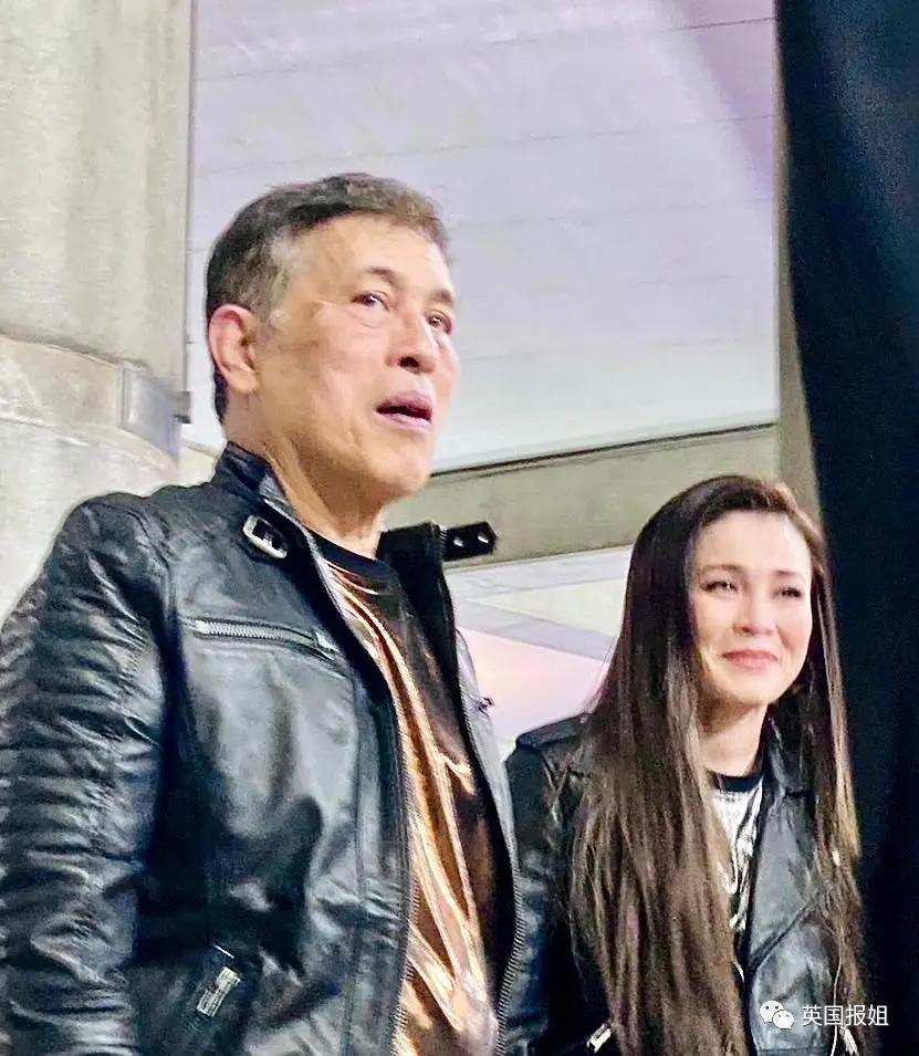 泰王室流亡二王子归国和泰王出席活动，王位钦定他了？！