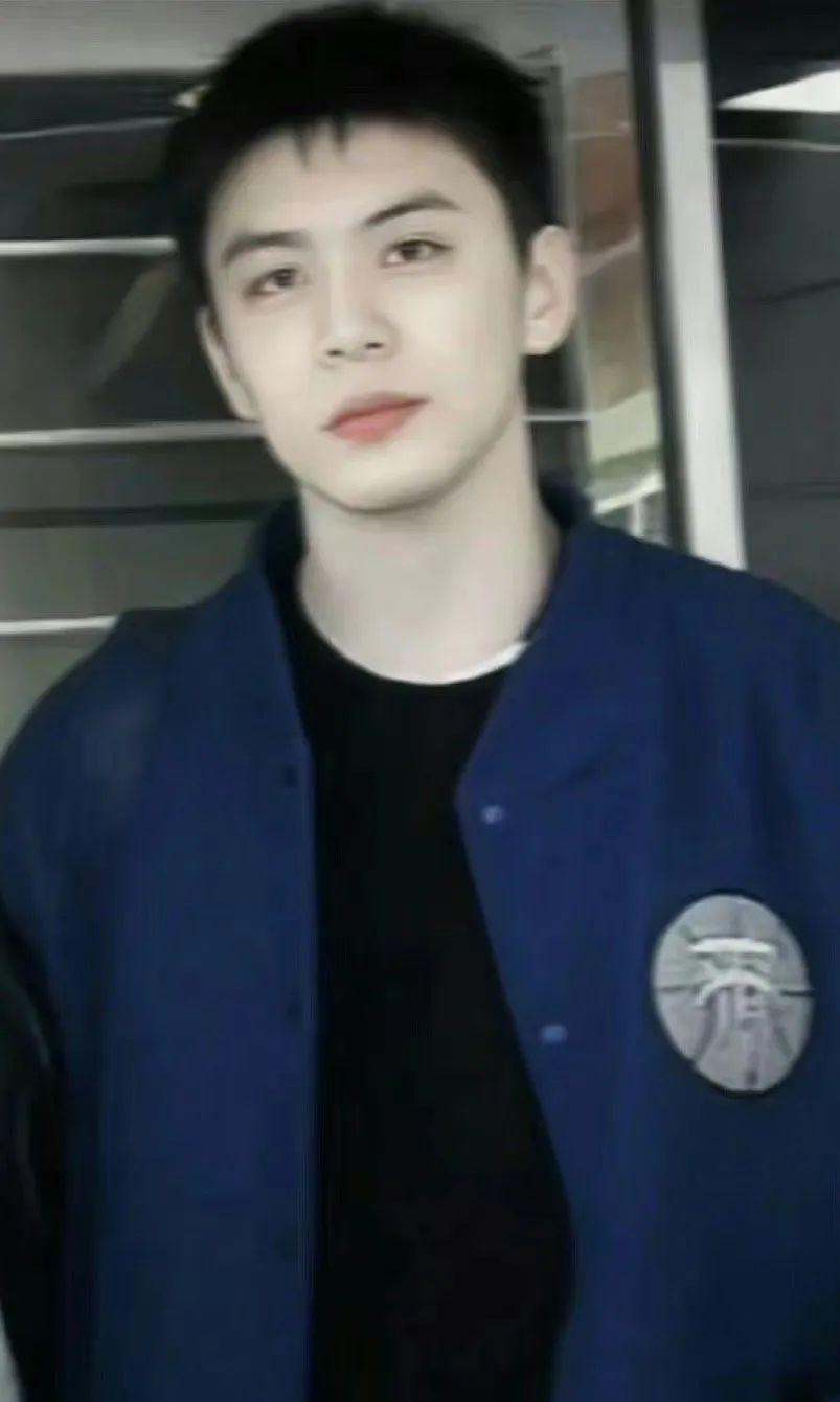 杨鸣的“篮坛第一帅”滤镜，洗不白他第二次翻车