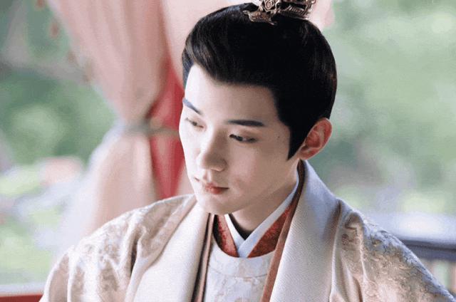 内娱古装真帅哥何在？