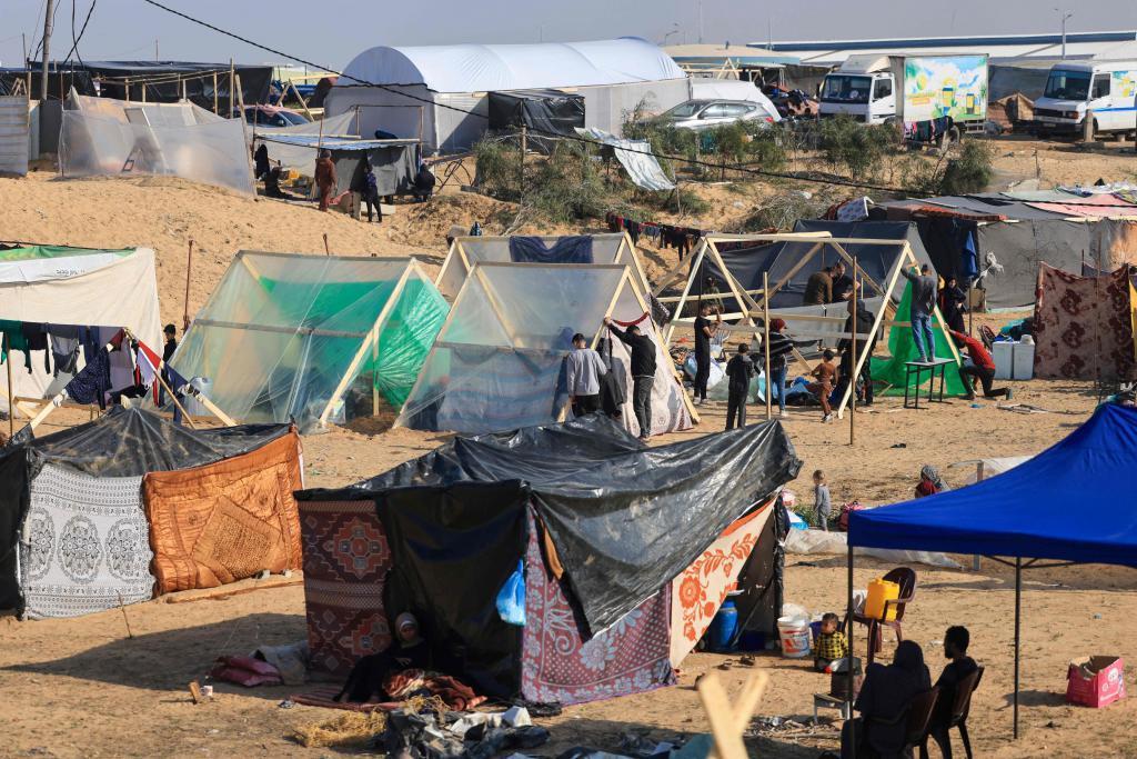 加沙地带超190万人流离失所，超6万人死伤和失踪！联合国：“当前加沙地带的局势令人绝望”