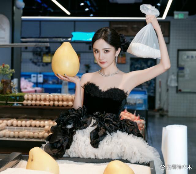 GQ菜市场照翻车！明星一身大牌到普通人工作地点作秀