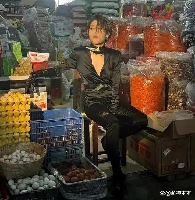 GQ菜市场照翻车！明星一身大牌到普通人工作地点作秀