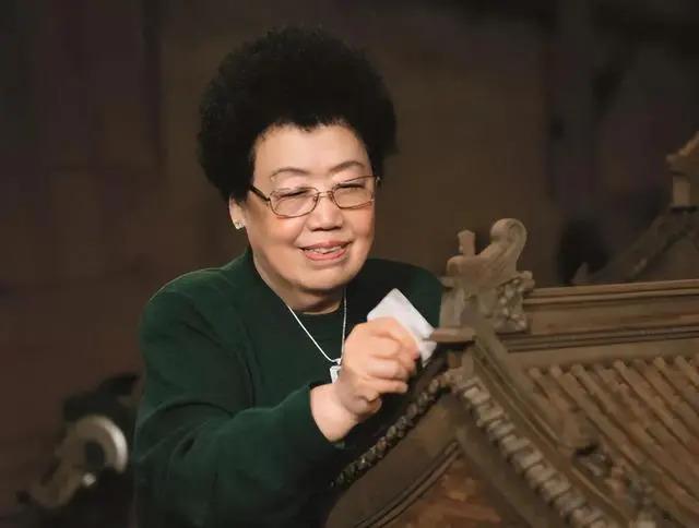 京圈富婆：有人背景强大有人财力雄厚，每个都是女中豪杰