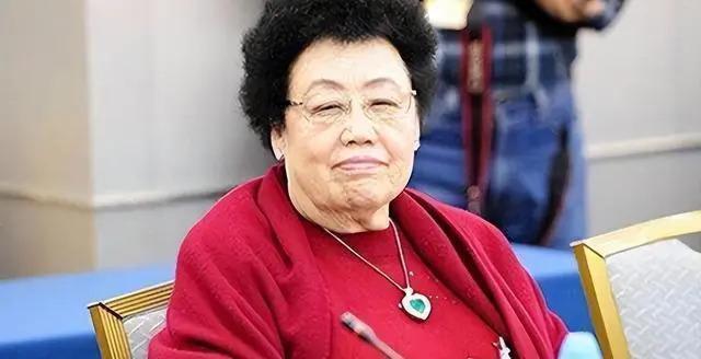 京圈富婆：有人背景强大有人财力雄厚，每个都是女中豪杰