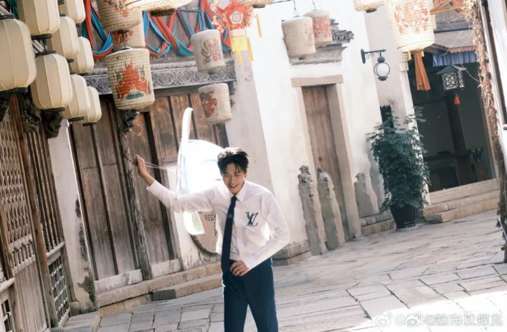 GQ才是最疯的 ​