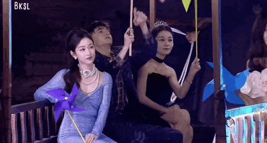 GQ才是最疯的 ​