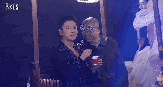 GQ才是最疯的 ​
