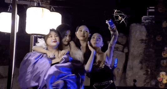 GQ才是最疯的 ​