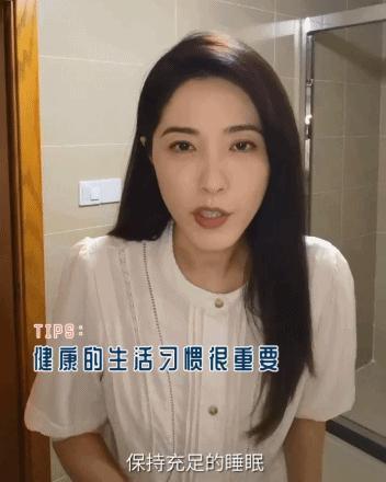 人淡如菊女星离婚，老公欠巨额债务？