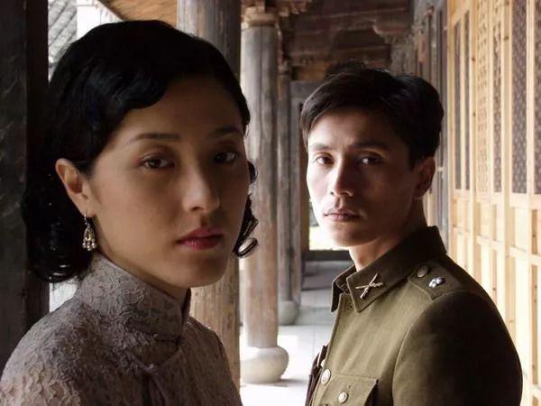 人淡如菊女星离婚，老公欠巨额债务？