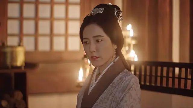 人淡如菊女星离婚，老公欠巨额债务？