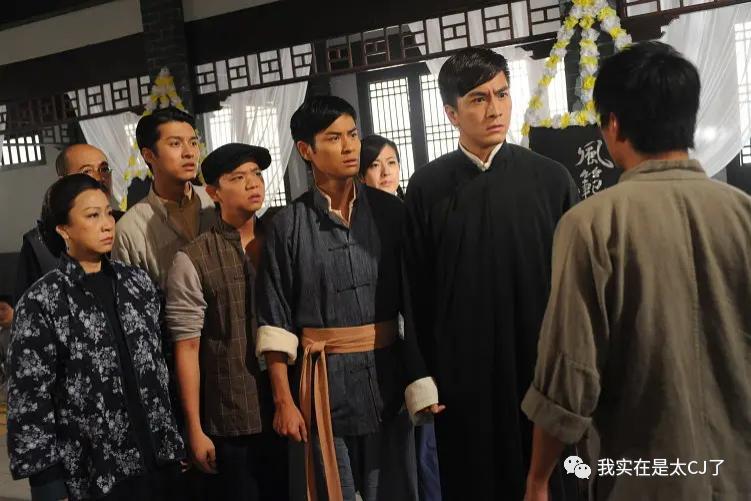 连装都不愿意了,缺席聚会,他说这是浪费时间?