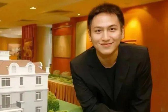“女侠”变霸总，干出上海滩顶级豪宅，儿子曾吊打王思聪