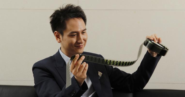 “女侠”变霸总，干出上海滩顶级豪宅，儿子曾吊打王思聪